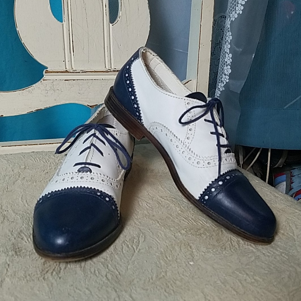 White mountain oxford flats